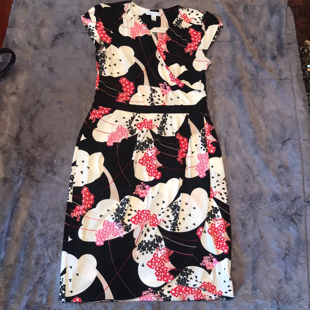 New York Company Stretch - Size Small